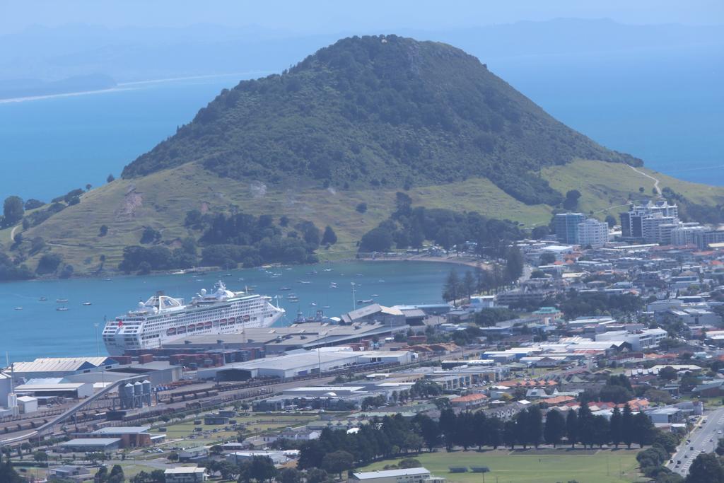 Pavilion Beachfront Apartments Mount Maunganui Exterior foto