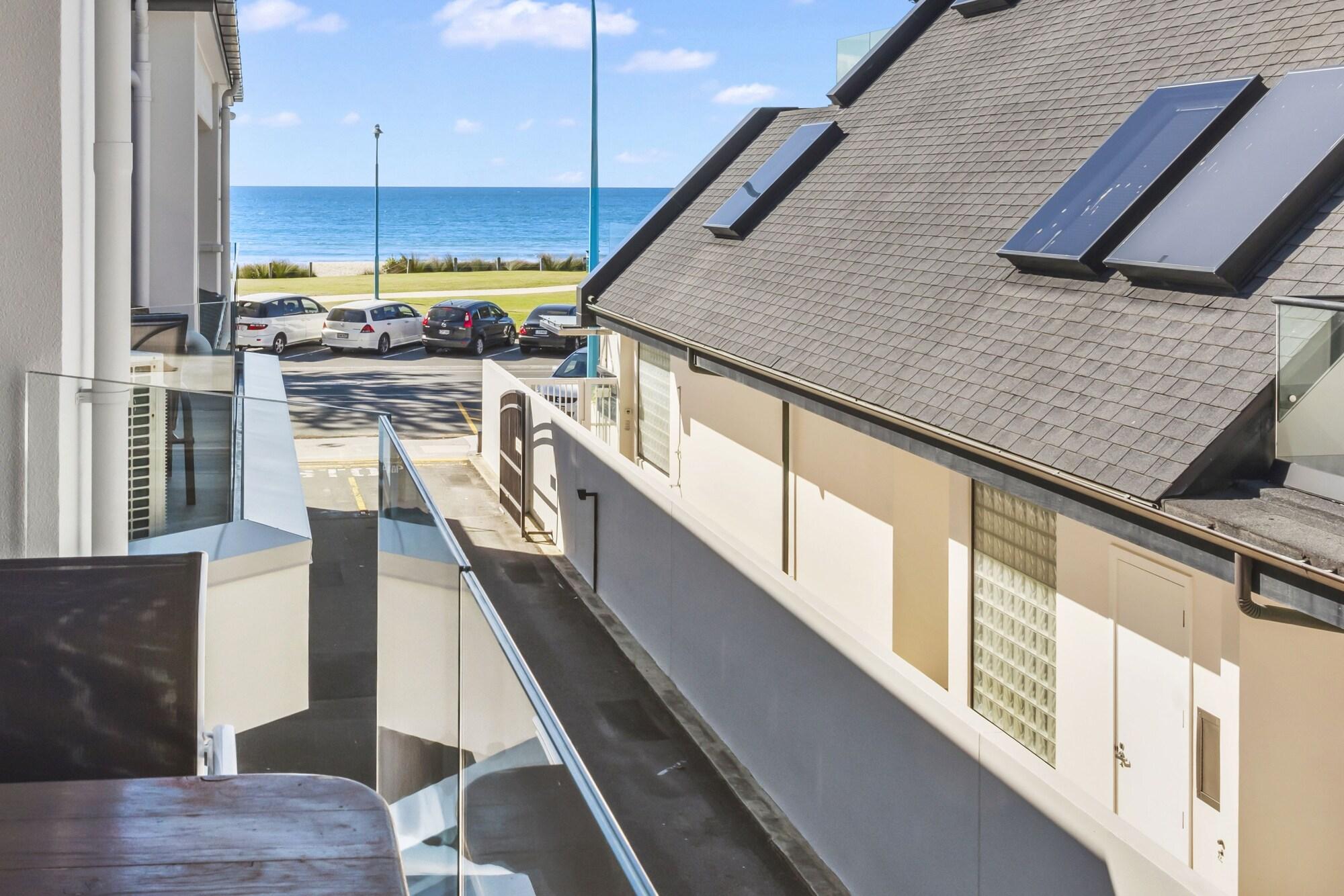 Pavilion Beachfront Apartments Mount Maunganui Exterior foto